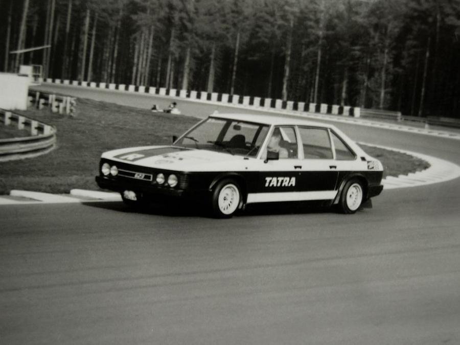 Tatra 623 GTH Safety Car 1992 года  (фото 5 из 6)
